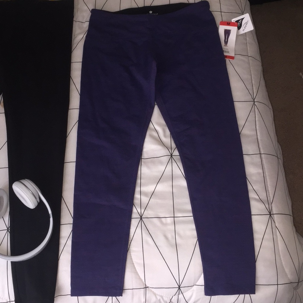 Athletic leggings